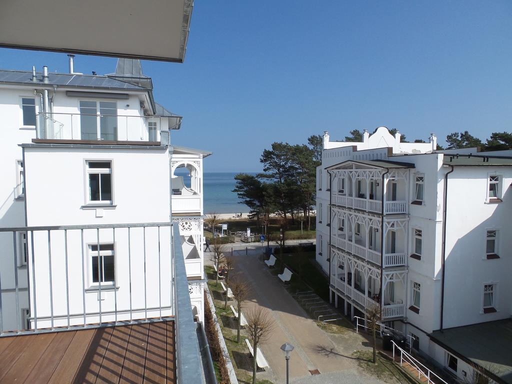 Strandnahe Fewos Mit Terrasse Oder Dachterrasse, Strandhaus Seeblick, ビンツ 部屋 写真